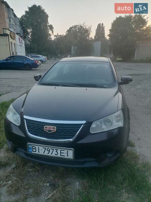 Хэтчбек Geely Emgrand 2013 в Полтаве