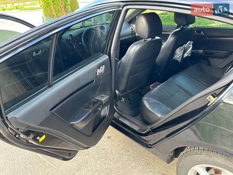 Хэтчбек Geely Emgrand 2013 в Каневе