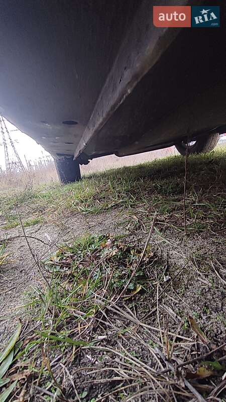 Седан Geely FC 2008 в Каневі