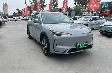 Позашляховик / Кросовер Geely Galaxy E5 2025 в Києві