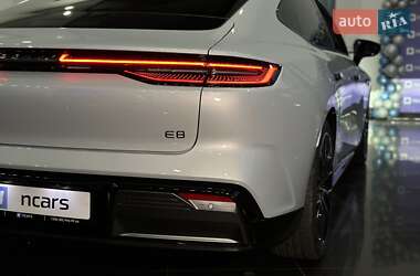 Седан Geely Galaxy E8 2024 в 