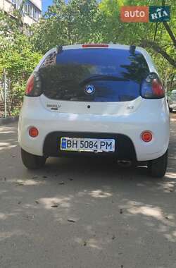 Хэтчбек Geely GC2 2014 в 
