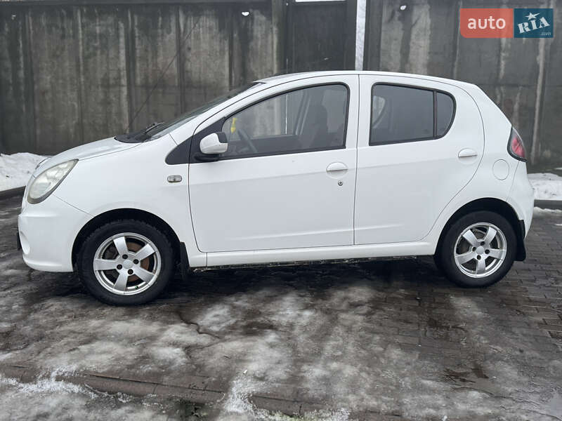 Хэтчбек Geely GC2 2013 в Лубнах