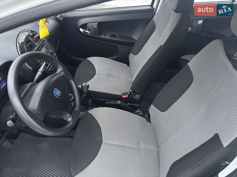 Хэтчбек Geely GC2 2013 в Лубнах