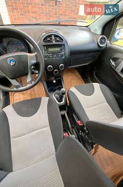 Хэтчбек Geely GХ2 2013 в 