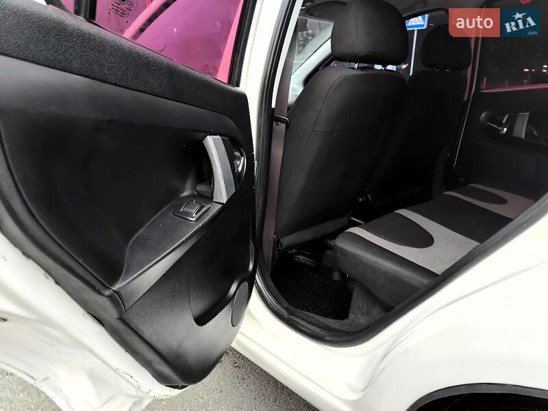 Хетчбек Geely GХ2 2013 в Києві