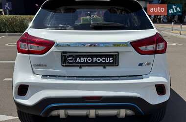 Позашляховик / Кросовер Geely Kandi EX3 2018 в 