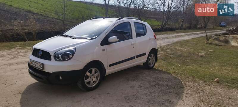 Позашляховик / Кросовер Geely LC Cross 2013 в Кременці