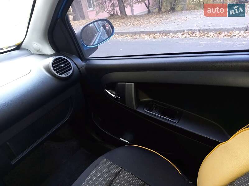 Позашляховик / Кросовер Geely LC 2013 в Києві