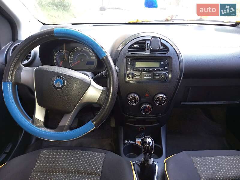 Позашляховик / Кросовер Geely LC 2013 в Києві