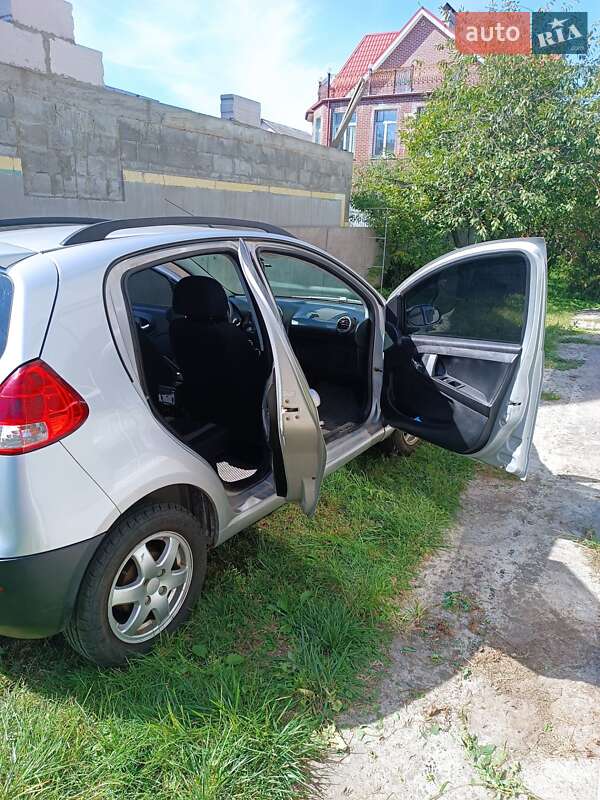 Хэтчбек Geely LC 2013 в Киеве