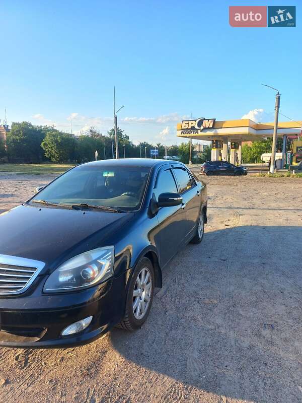 Седан Geely Maple C82 2010 в 