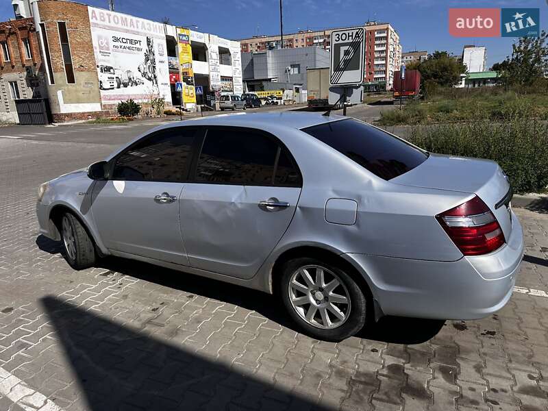 Седан Geely Maple C82 2012 в Александрие