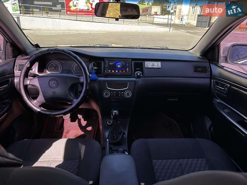 Седан Geely Maple C82 2012 в Александрие