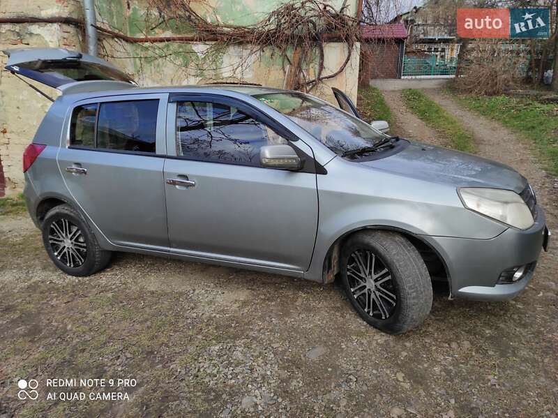 Хэтчбек Geely MK-2 2011 в Черновцах