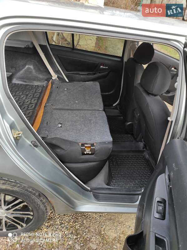 Хэтчбек Geely MK-2 2011 в Черновцах