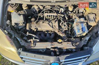 Седан Geely MK-2 2011 в Буче