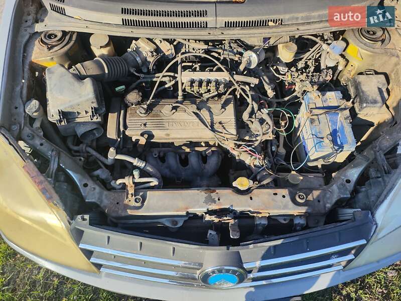 Седан Geely MK-2 2011 в Бучі