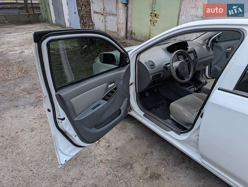 Хэтчбек Geely MK-2 2010 в Днепре фото 21 Хэтчбек Geely MK-2 2010 в Днепре