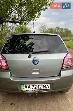 Хэтчбек Geely MK-2 2011 в 