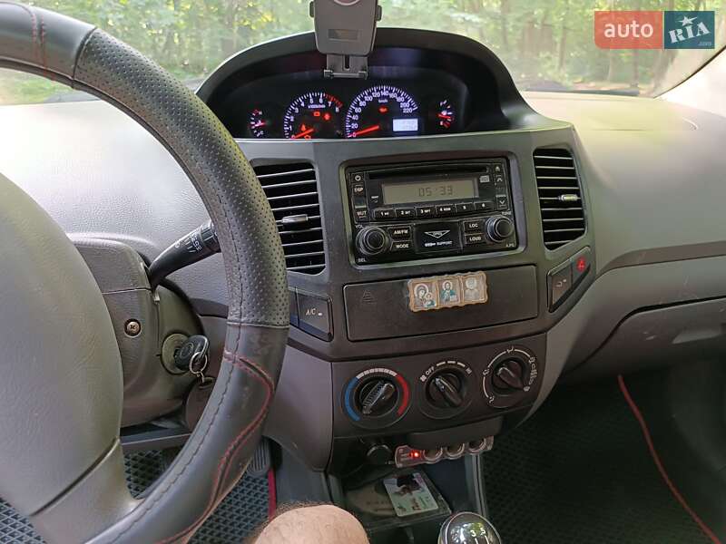 Хэтчбек Geely MK-2 2010 в Сребном