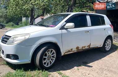 Хэтчбек Geely MK-2 2010 в 