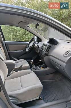 Хэтчбек Geely MK-2 2009 в 