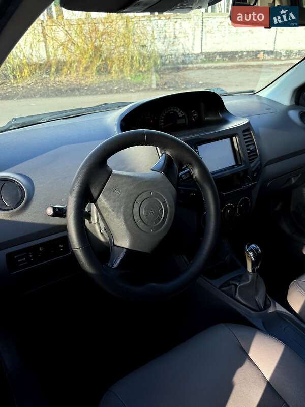 Хэтчбек Geely MK-2 2010 в Полтаве