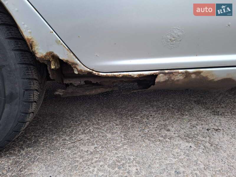 Седан Geely MK-2 2011 в Днепре