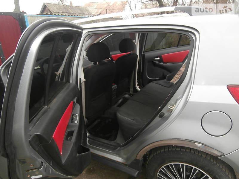 Позашляховик / Кросовер Geely MK Cross 2013 в Краматорську