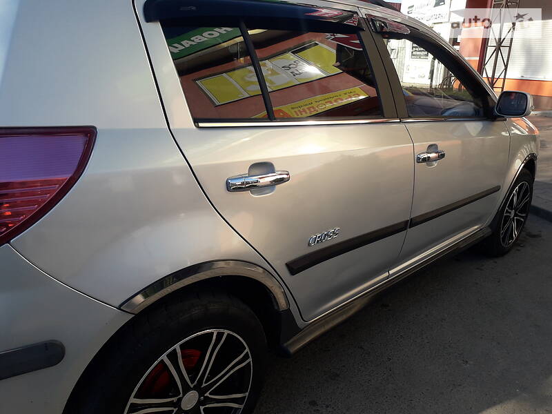 Універсал Geely MK Cross 2011 в Умані