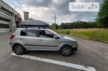 Хэтчбек Geely MK Cross 2013 в 