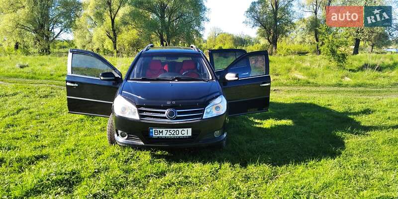 Geely MK Cross 2012