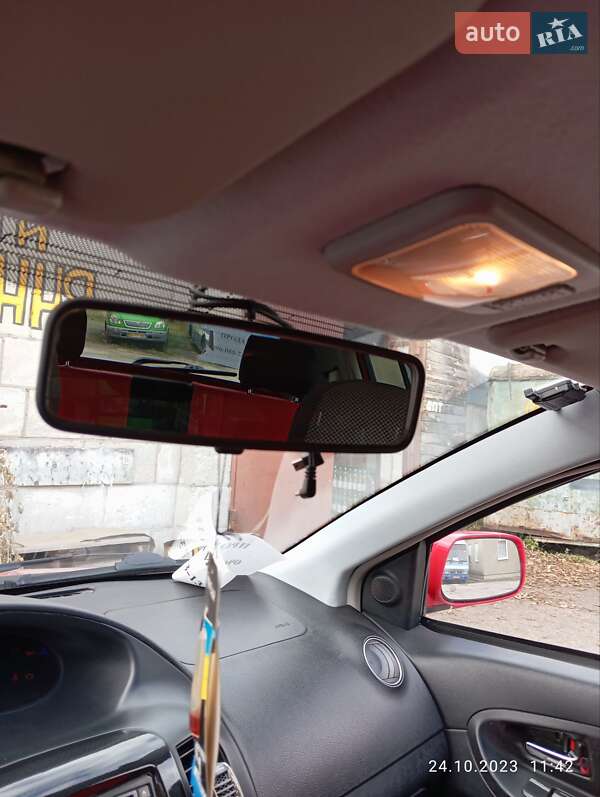 Хэтчбек Geely MK Cross 2012 в Шостке фото 16 Хэтчбек Geely MK Cross 2012 в Шостке