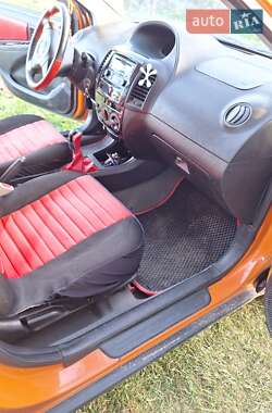 Хэтчбек Geely MK Cross 2013 в Яремче