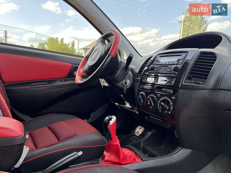 Хетчбек Geely MK Cross 2012 в Кропивницькому