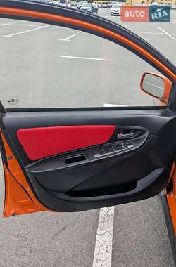 Хэтчбек Geely MK Cross 2012 в 