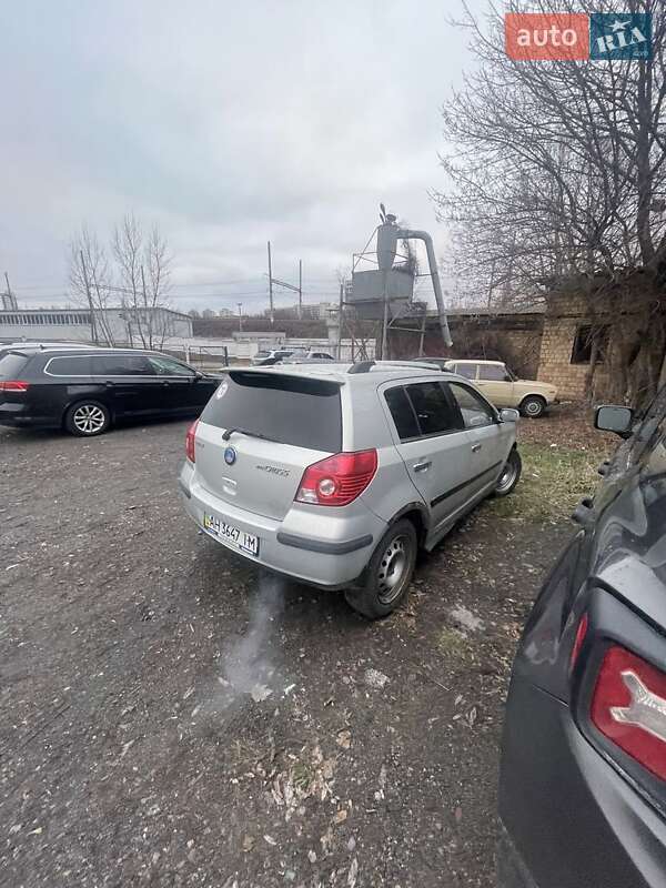 Хэтчбек Geely MK Cross 2013 в 
