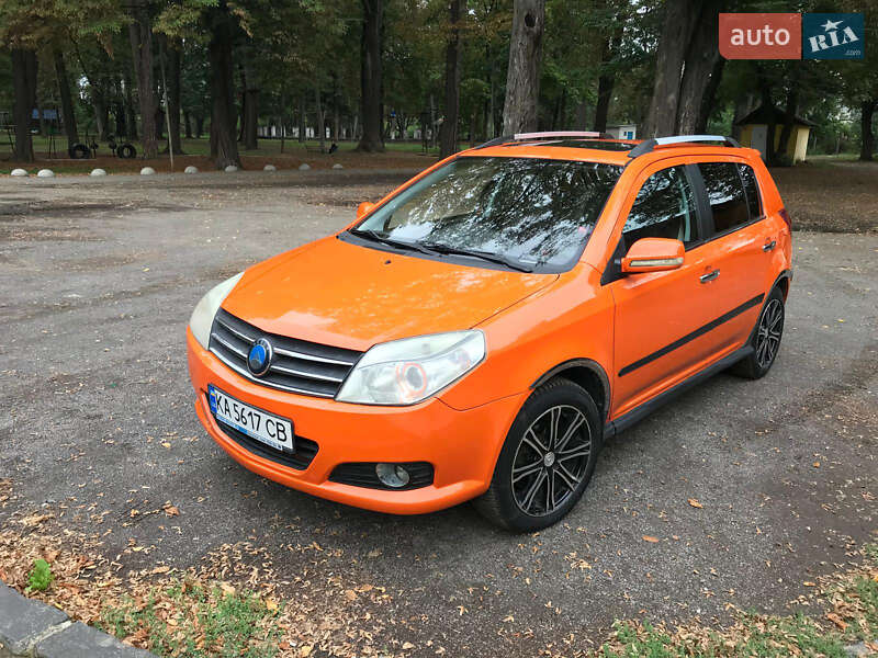Geely MK Cross 2013