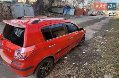 Хетчбек Geely MK Cross 2012 в 