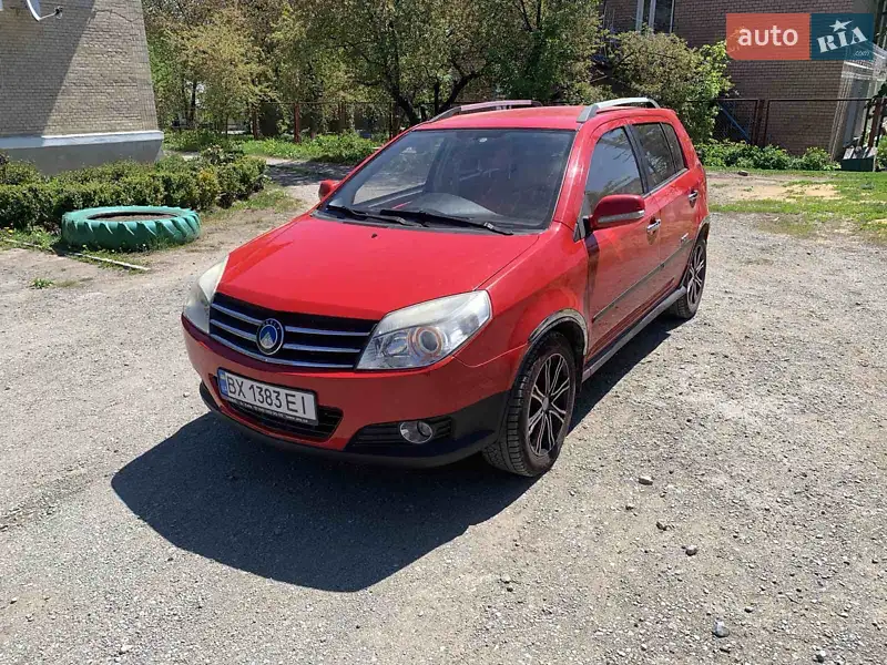 Geely MK Cross 2013