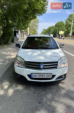 Хетчбек Geely MK Cross 2013 в 