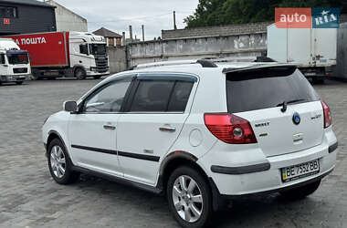 Хэтчбек Geely MK Cross 2012 в 