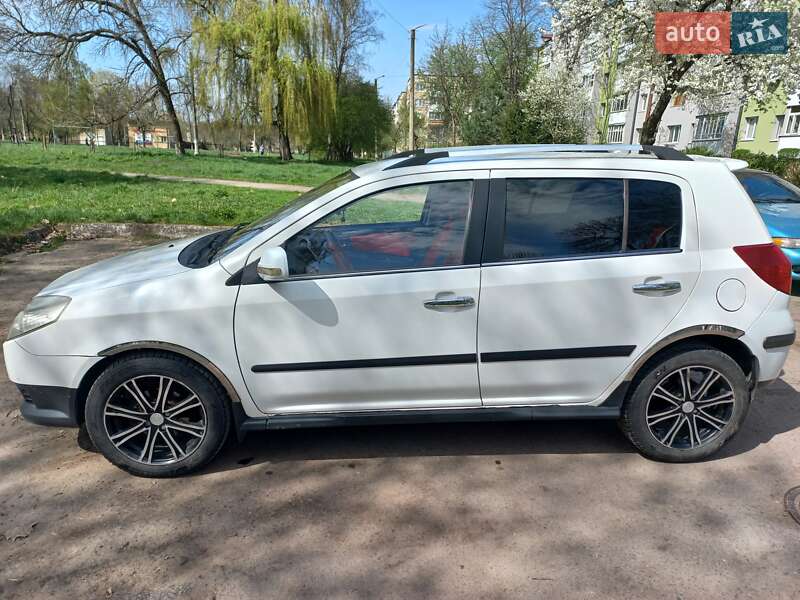 Хетчбек Geely MK Cross 2013 в Калуші