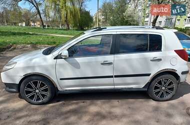 Хэтчбек Geely MK Cross 2013 в 