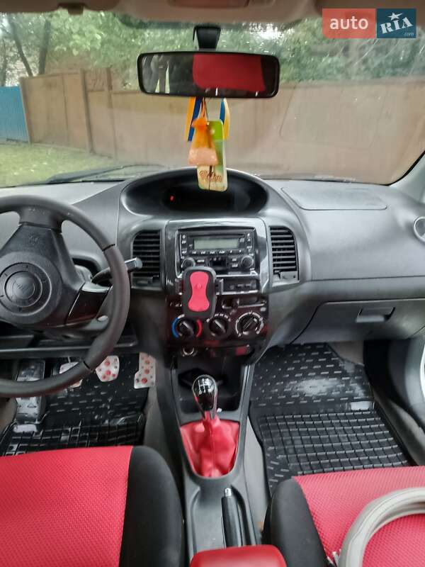 Хэтчбек Geely MK Cross 2014 в Ромнах