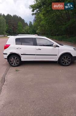 Хэтчбек Geely MK Cross 2012 в Славутиче