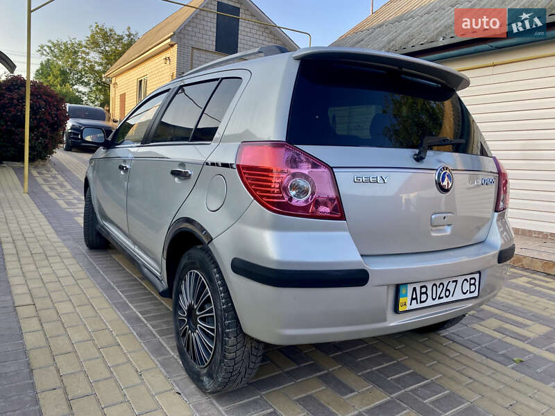 Хэтчбек Geely MK Cross 2014 в Крыжополе