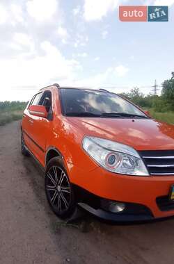 Хэтчбек Geely MK Cross 2013 в Южноукраинске
