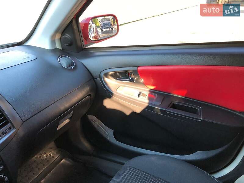 Хетчбек Geely MK Cross 2012 в Чернігові